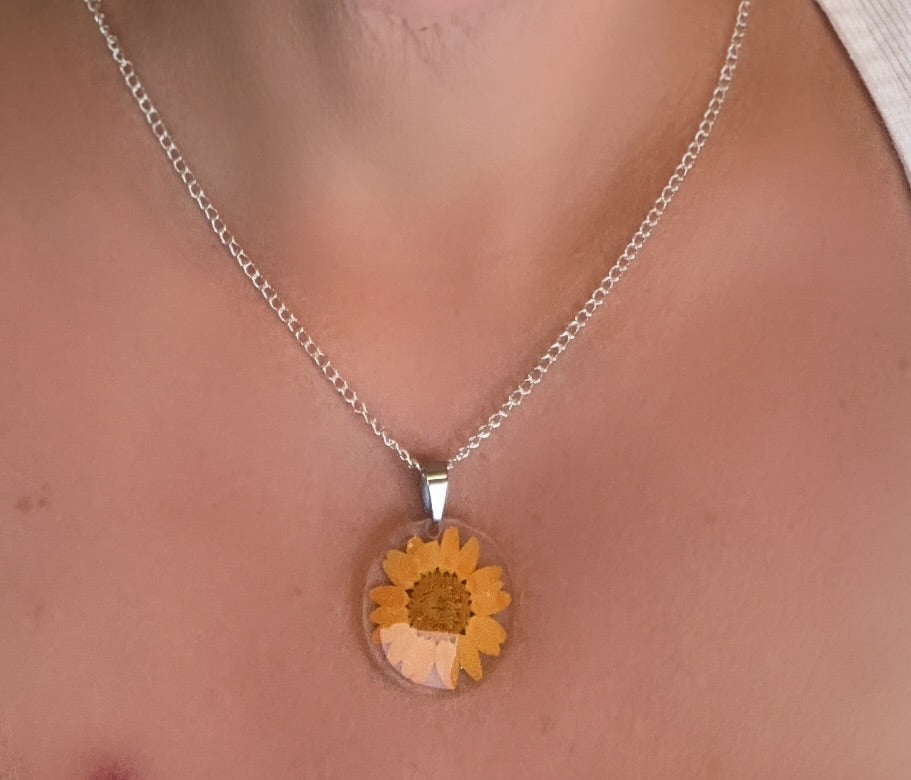 Sunflower pendant and Earrings