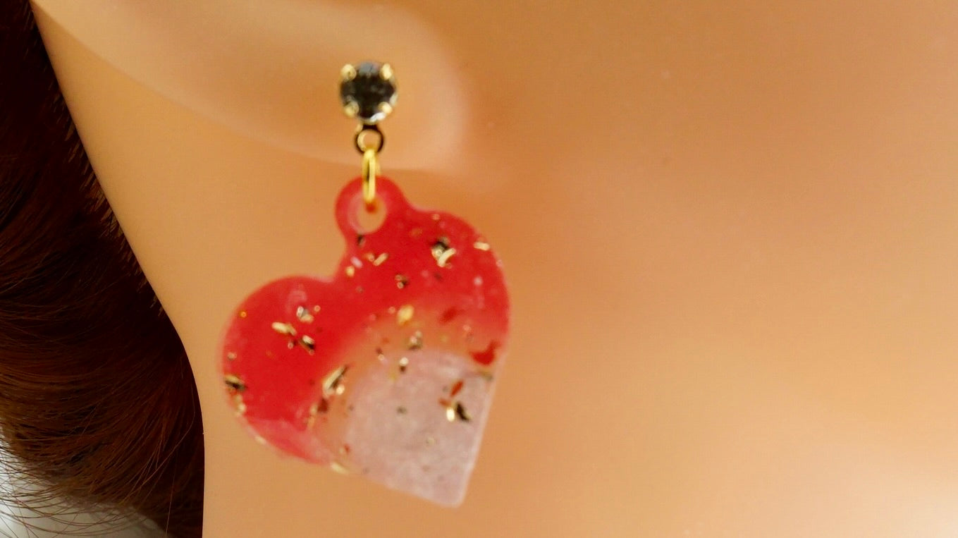 Little heart shaped with gold and white