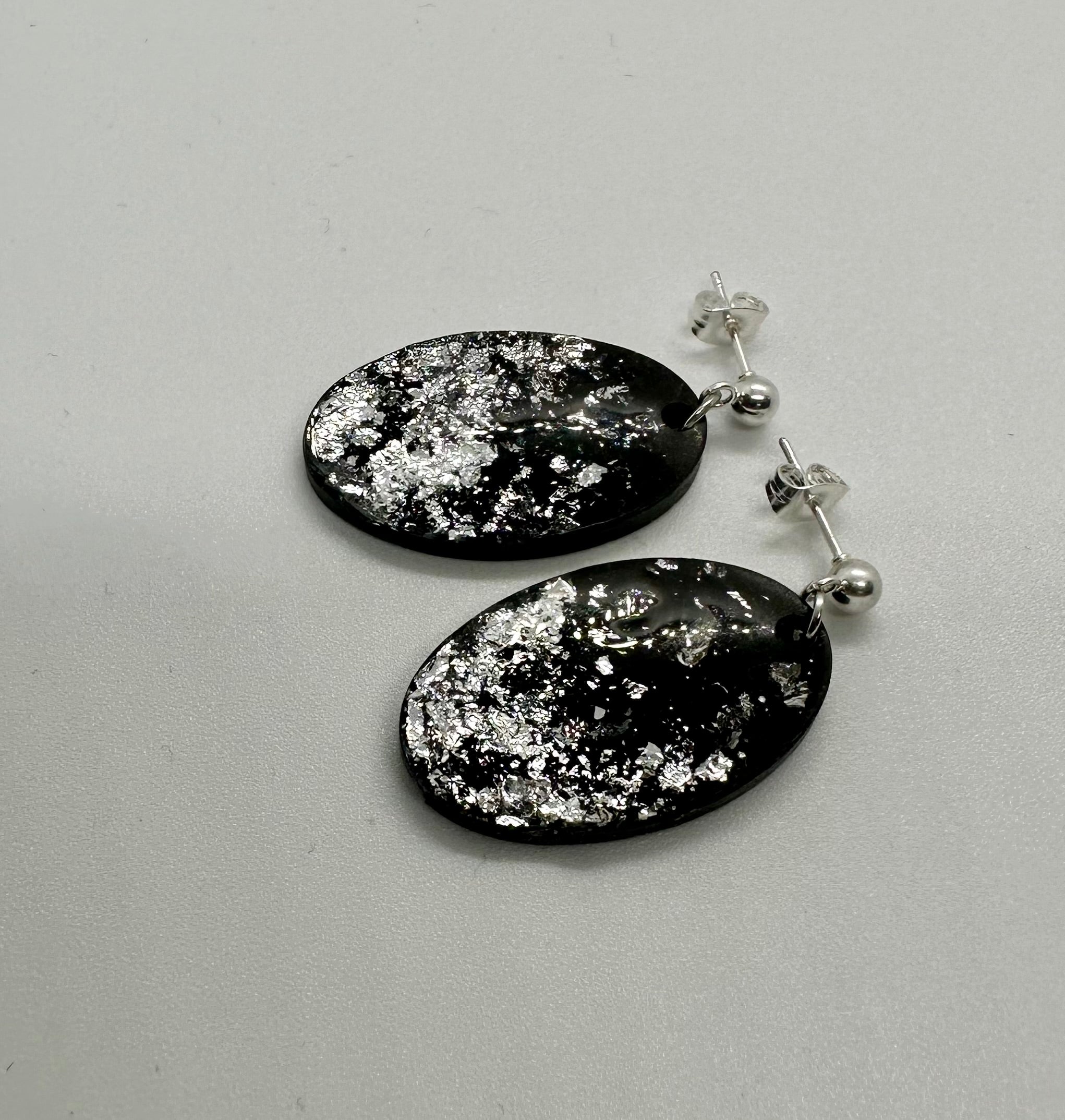 Black Glitter Oval Stud Earrings